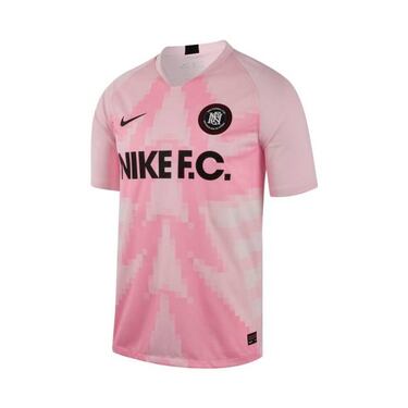 Circula supuesto jersey de Pumas en homenaje a Jorge Campos