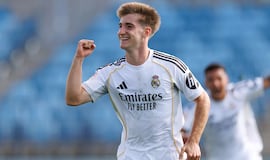 César Palacios golpea la puerta