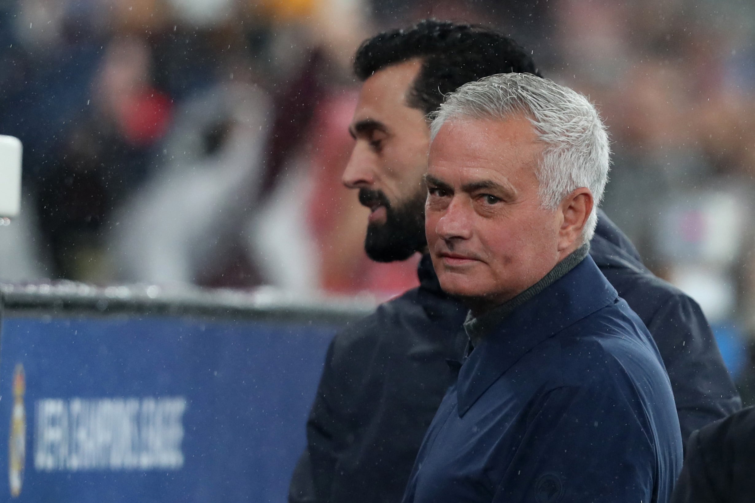 Una cláusula en el contrato de Mourinho le pone a tiro