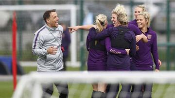 Las Leonas de Phil Neville y Toni Duggan, peligro de La Roja
