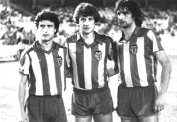 Los jugadores del Valencia; Solsona, Fernando Morena y Mario Kempes. 