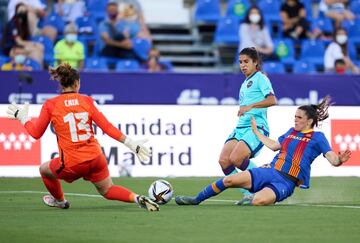 Alba Redondo marca el 3-1 para el Levante. 