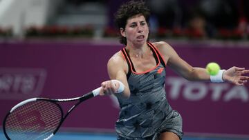 Tennis - WTA Premier 5 - Qatar Open - Khalifa International Tennis and Squash Complex, Doha, Qatar - February 13, 2019   Spain&#039;s Carla Suarez Navarro in action during her round of 16 match against Netherlands&#039; Kiki Bertens   REUTERS/Ibraheem Al Omari