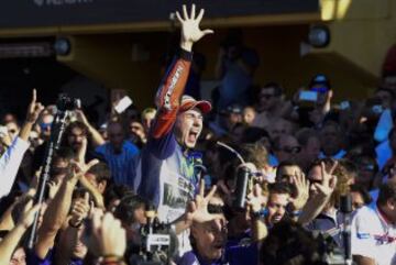 Jorge Lorenzo gan車 la 迆ltima carrera de la temporada por delante de Marc M芍rquez y Dani Pedrosa. Nada pudo hacer el hasta entonces l赤der del Mundial, Valentino Rossi, que concluy車 cuarto en el circuito de Cheste, por lo que el espa?ol fue el nuevo campe車n de MotoGP. Durante la temporada gan車 siete Grandes Premios.