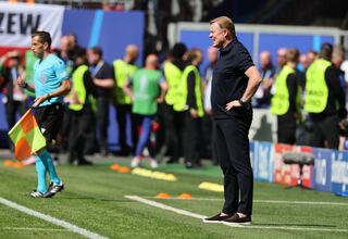 El momento más desagradable de toda la Euro: Koeman supera a Löw