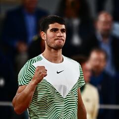 Alcaraz barre a Shapovalov con la velocidad de crucero