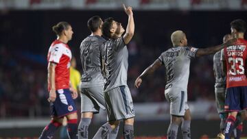 “Poncho” González acabó con la sequía mexicana de Rayados