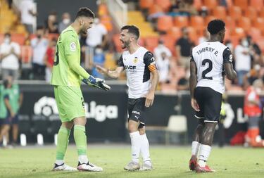 Mamardashvili, la nueva sensación de Mestalla: "Es parecido a Courtois"