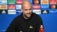 Guardiola en rueda de prensa. 