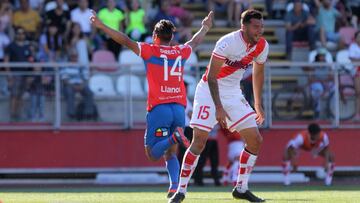 Futbol, Curico Unido vs Universidad Catolica.
El jugador de Universidad Catolica David Llanos celebra el gol contra Curico Unido durante el partido de primera division disputado en el estadio La Granja de Curico, Chile.
11/02/2018
Jose Arcos/Photosport