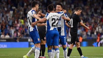 Dos minutos de locura le dan ventaja al Espanyol