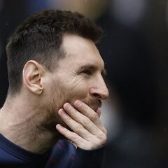 Dani Alves: "Messi is not enjoying himself at PSG"