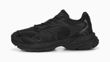 Puma Velophasis: te contamos cmo son las zapatillas inspiradas en los 2000 que combinan con todo
