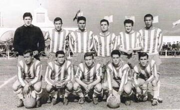 Granada CF line-up 1962-63. 'Pirri' - front row, second from left.