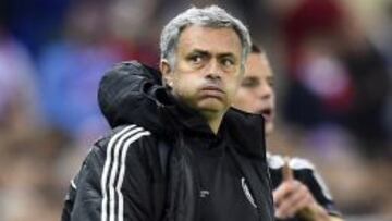 Mourinho, durante el partido ante el Atl&eacute;tico del martes.
 