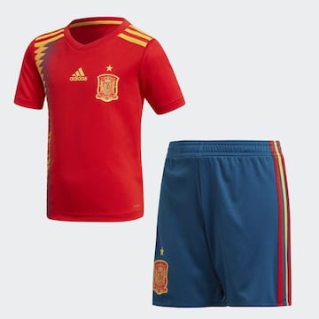 Nueva vestimenta de la selección española para Rusia 2018