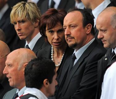 Montse Benítez treats kids in need to Disneyland Paris trip