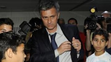 Mourinho llega hoy con cinco asuntos pendientes
