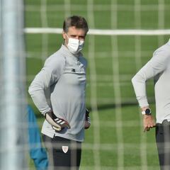 Aranzubia suple a Iru, octavo positivo del Athletic