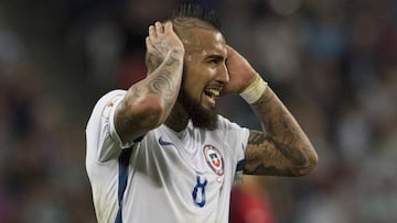 Futbol, Portugal vs Chile
 El jugador de la seleccion chilena Arturo Vidal, se lamenta tras desperdiciar una ocasion de gol contra Portugal durante el partido de semifinal de la Copa Confederaciones disputado en el estadio Arena Kazan de Kazan, Rusia.
 28/06/2017
 Mexsport/Photosport
 *******
 
 Football, Portugal vs Chile
 Chile&#039;s player Arturo Vidal reacts after wasting a chance of goal against Portugal during the semifinal football match of the Confederations Cup at the Kazan Arena in Kazan, Russia.
 28/06/2017
 Mexsport/Photosport