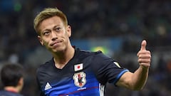 Hollywood’s Will Smith in bed with Japanese star Keisuke Honda