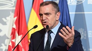 El nuevo secretario de Estado para el Deporte y presidente del CSD y exdelegado del Gobierno en Madrid, José Manuel Franco, interviene durante una rueda de prensa.