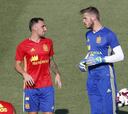 Los dorsales de España: De Gea, el 1 de Casillas; Alcácer, el 9...