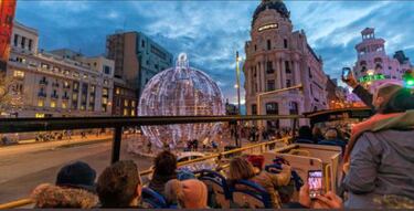 El 'Naviluz' recorrerá las luces de Madrid: horarios, itinerario y dónde comprar entradas