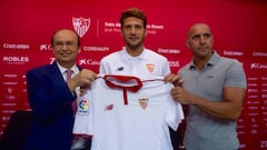 Vázquez: "I've been surprised by Sampaoli's ideas in attack"