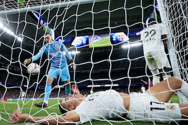 Lunin, en el olvido