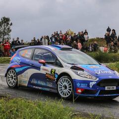 Miguel Fuster e Iván Ares llegan a casa de ‘Cohete’ Suárez