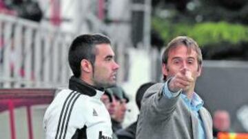 Lopetegui da órdenes.