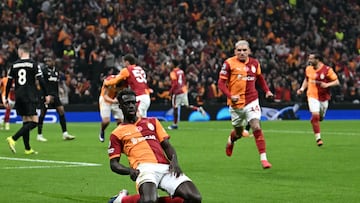 Galatasaray's Colombian defender #06 Davinson Sanchez celebrates scoring his team's third goal during the UEFA Champions League, knockout round play-off 1st leg, football match between Galatasaray SK and Juventus FC at the Rams Park in Istanbul on February 17, 2026. (Photo by OZAN KOSE / AFP)