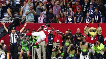 Feb 5, 2017; Houston, TX, USA; Atlanta Falcons running back Devonta Freeman (24) scores a touchdown against the New England Patriots in the second quarter during Super Bowl LI at NRG Stadium. Mandatory Credit: Mark J. Rebilas-USA TODAY Sports