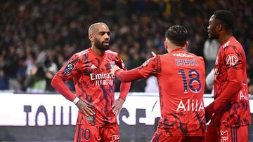 Lacazette acerca al Lyon a Europa