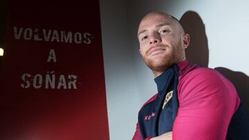 06/02/20
ENTREVISTA A ISI , JUGADOR DEL RAYO VALLECANO