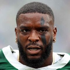 Jets owner Woody Johnson wants Haason Reddick to report to the team: Will the holdout end?