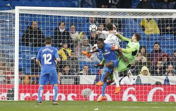 Cristiano Ronaldo makes it 3-1.