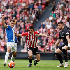 Unai Simón encaja muy poco y alcanza el 80% de paradas