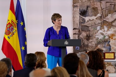 La presidenta de la Federación Española de Baloncesto, Elisa Aguilar, pronuncia unas palabras durante el acto.