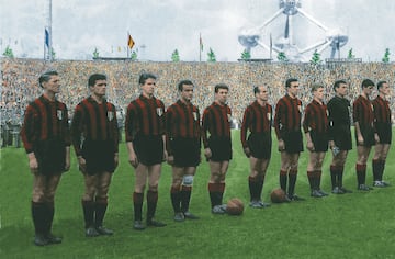 En 1958 el AC Mil¨¢n lleg¨® por primera vez a la final de la Champions, enfrente se encontrar¨ªa al Real Madrid que venci¨® por 3-2.
