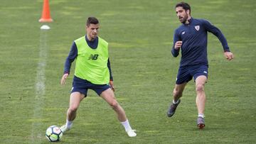 Gorka Guruzeta con Raúl García en Lezama.