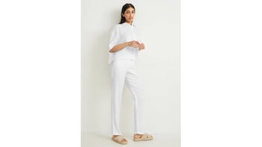 Evita el calor (y anticípate al verano) con la colección de ropa lino de C&A para hombre y para mujer