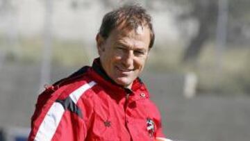 <strong>DESDE LA DISTANCIA.</strong> El ex entrenador del Levante se mostró muy contento por la victoria granota sobre el Getafe.