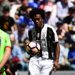 Oficial: Cuadrado sigue con Juventus hasta 2020