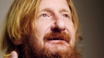 Shane Herring mirando al vacío