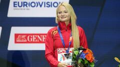 July Takacs, la marchadora de bronce "en estado de felicidad"