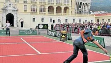 <b>TORNEO DE LUJO. </b>Nadal y Murray dieron una exhibición ante el Palacio de los Grimaldi.