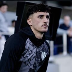 Tres renovaciones sobre la mesa del Huesca