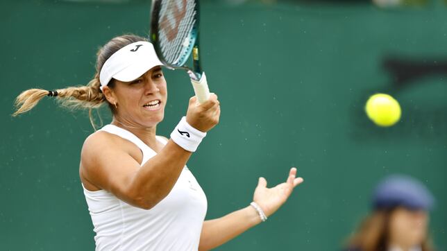 Bouzas se retira lesionada contra Krejcikova